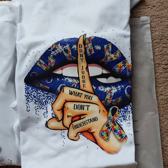 Short sleeve - Picture 3 of 3